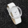 Et Super flot Quartz Dame Ur i elegant Design i hvid