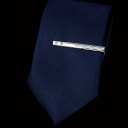 Herreslank emalje slipsenål i flot business stil i Silver